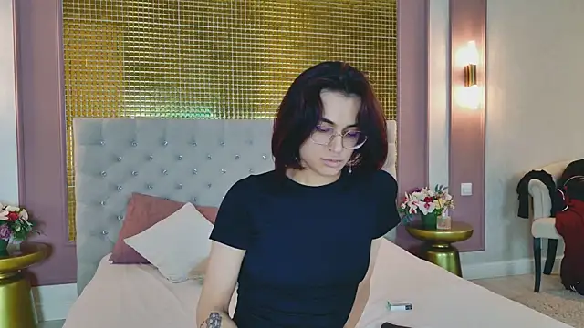 VioletAshn Live XXX chat