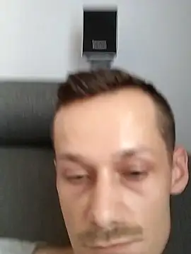 Crazzy_Maiky Chat XXX in diretta