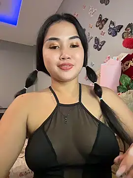 צ'אט XXX בשידור חי של Bella_nasty69