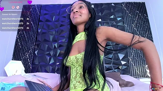 دردشة Angelicamayson الجنسية المباشرة
