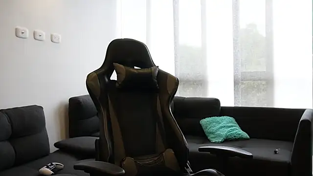 Živý XXX chat Bray_Kevin