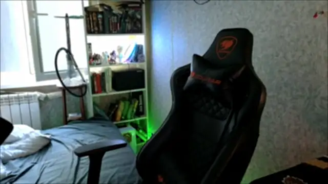 XXX chat uživo modela _Serious_Man