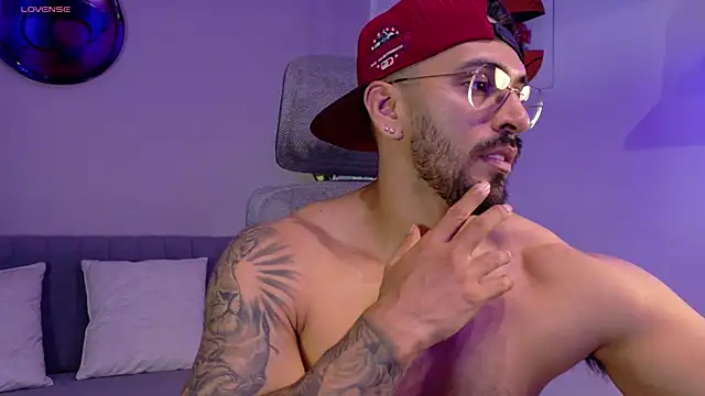 Czat XXX na żywo – tony_muscle