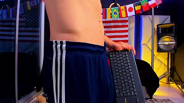 Czat XXX na żywo – Aydenmiller96
