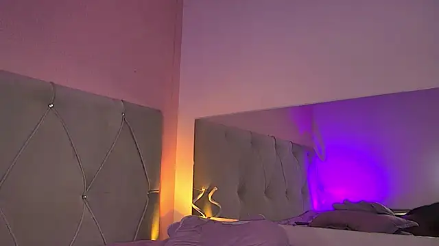 XXX chat uživo modela FiorelaLenin