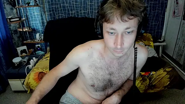 XXX chat uživo modela CuteBoy228