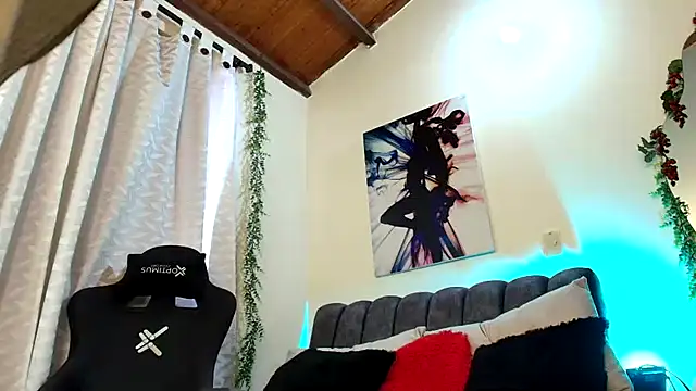 XXX chat uživo modela LUCYMILF_SEXY