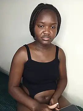 little_creamy's Live XXX Chat