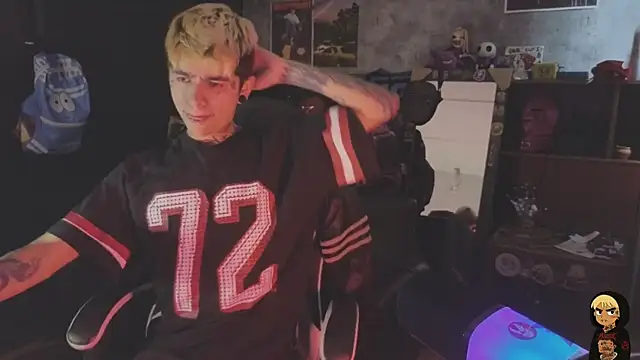 AcidMilo 라이브 XXX 채팅