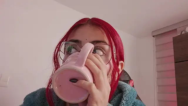 selene_red_ Adlı Modelin Canlı XXX Sohbeti