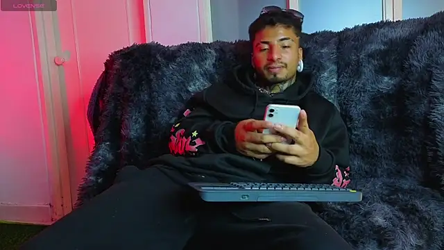 JuanCamiilo_66 现场XXX聊天