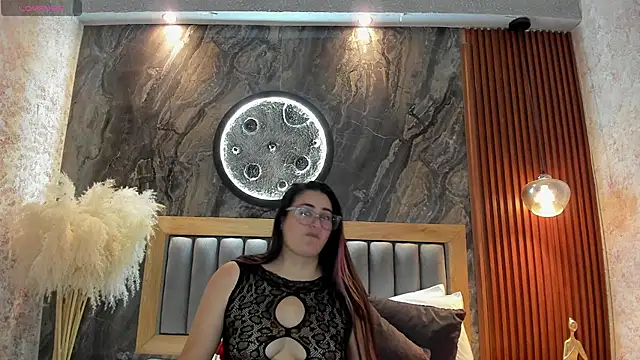 Chat XXX ao vivo de BellaPeers_