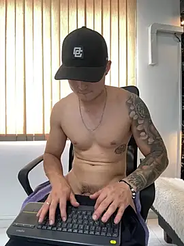 Živý XXX chat Alexander_ferre