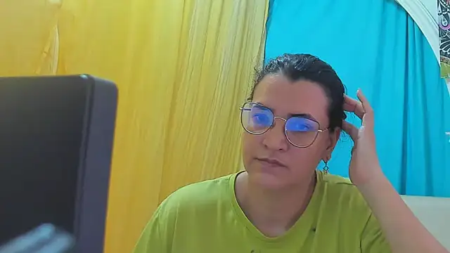 MARILYN_GARCIA: απευθείας συνομιλία ΧΧΧ