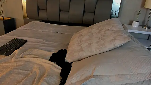 Charlie___Musk élő XXX-chatje