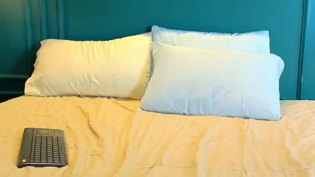 Chat XXX ao vivo de ale_cam