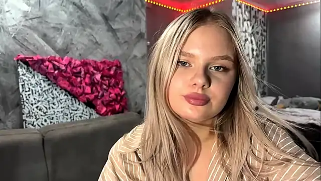 Rita_Blondana Adlı Modelin Canlı XXX Sohbeti