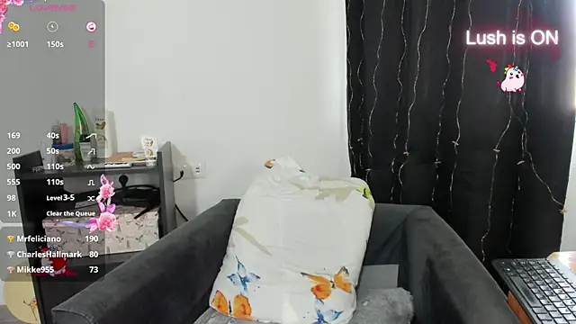 Chat +18 de alexysgray ao vivo