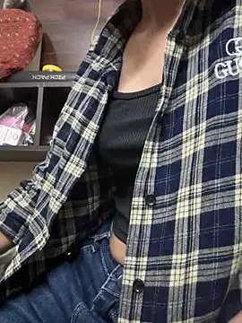 LuxeAura's Live XXX Chat