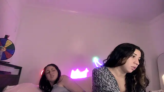 צ'אט XXX בשידור חי של torithequeen
