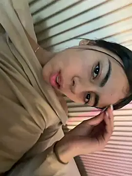 Lilybeeth live XXX chat