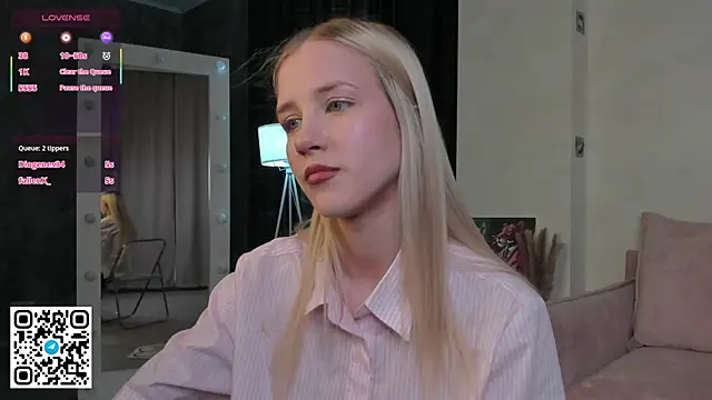 Anellyball Live XXX-Chat
