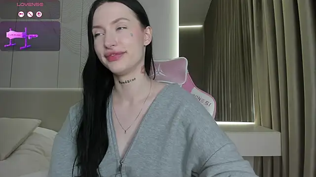 Chatroom XXX en direct de JenniferQueen11