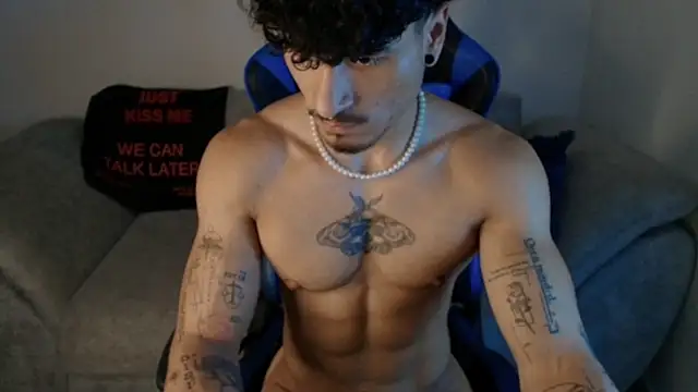 Thomas_Fit1 Adlı Modelin Canlı XXX Sohbeti