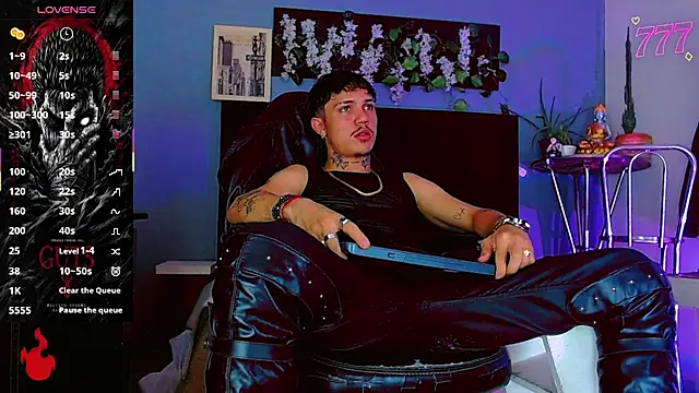 HannibalLester Chat XXX live
