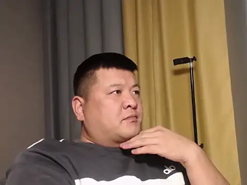 zhang1118 现场XXX聊天