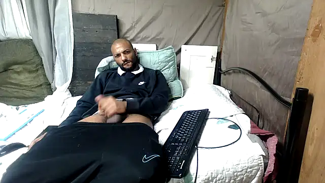 Chat +18 de Camodick ao vivo