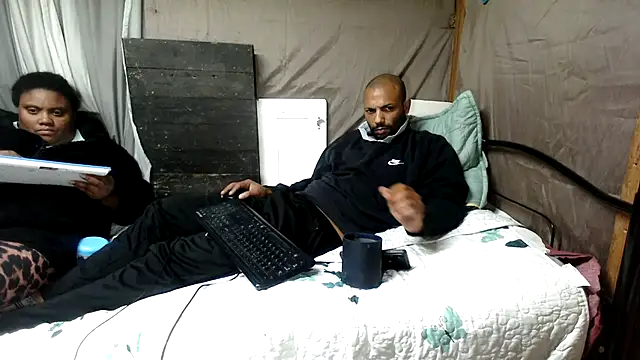 Chat XXX en directo de Camodick