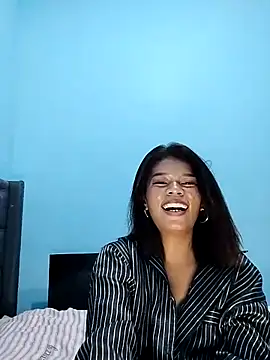 Chat +18 de Asian_chicksxx ao vivo