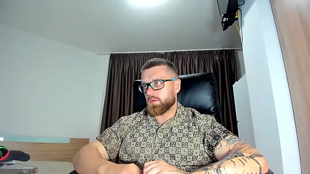 Онлайн чат XXX Findom_guy