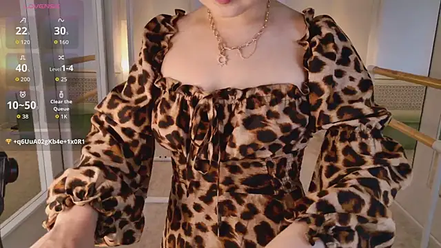 Chatroom XXX en direct de AlishaCloud