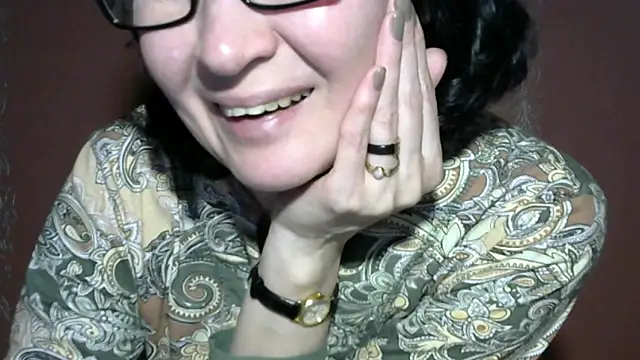 PrettyAndWildn Live XXX chat