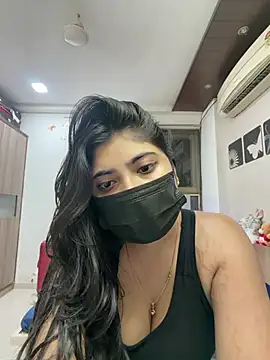 yumna's Live XXX Chat