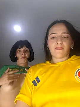 Naty_wet_17 Adlı Modelin Canlı XXX Sohbeti