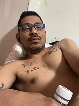 Mesticoblack20 Webcam Show