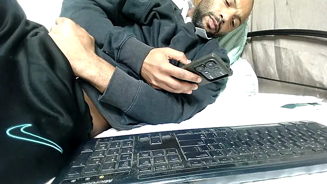 Chatroom XXX en direct de Camodick