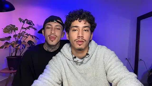Noah_and_Steven Chat XXX in diretta