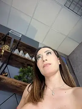 Chatroom XXX en direct de IAmNobodyXXX