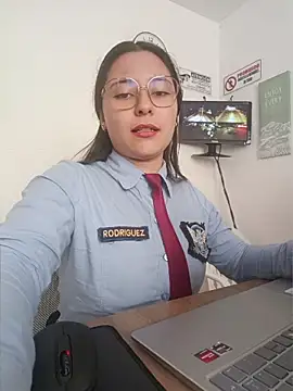 Queen_linda1's Live XXX Chat