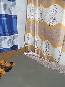 Priankaboudi – Naživo XXX chat