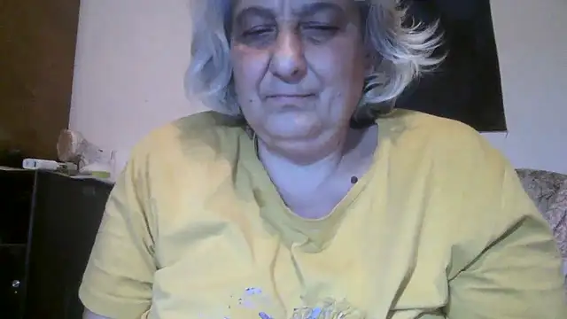 Chat XXX en directo de ExquisiteMature