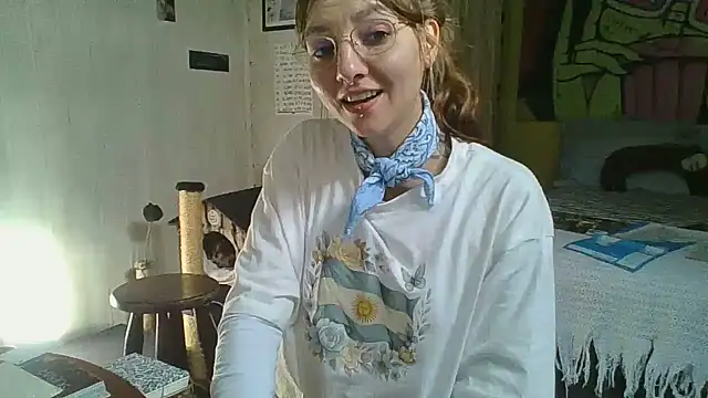 SweetyBabyDemon Adlı Modelin Canlı XXX Sohbeti