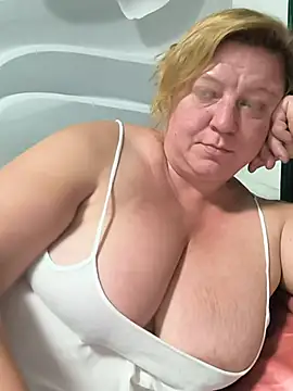 jusichka Chat XXX in diretta