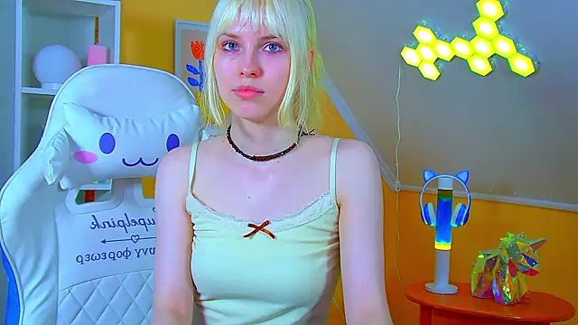 HannahHollis' Live XXX Chat