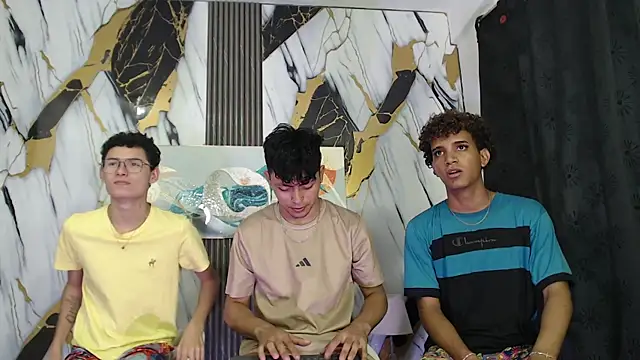 VERY_HOT_GUYS' Live XXX Chat