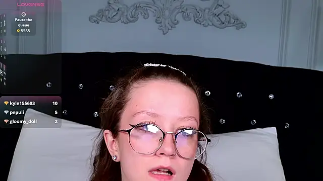 AmelieViolet Live XXX-Chat